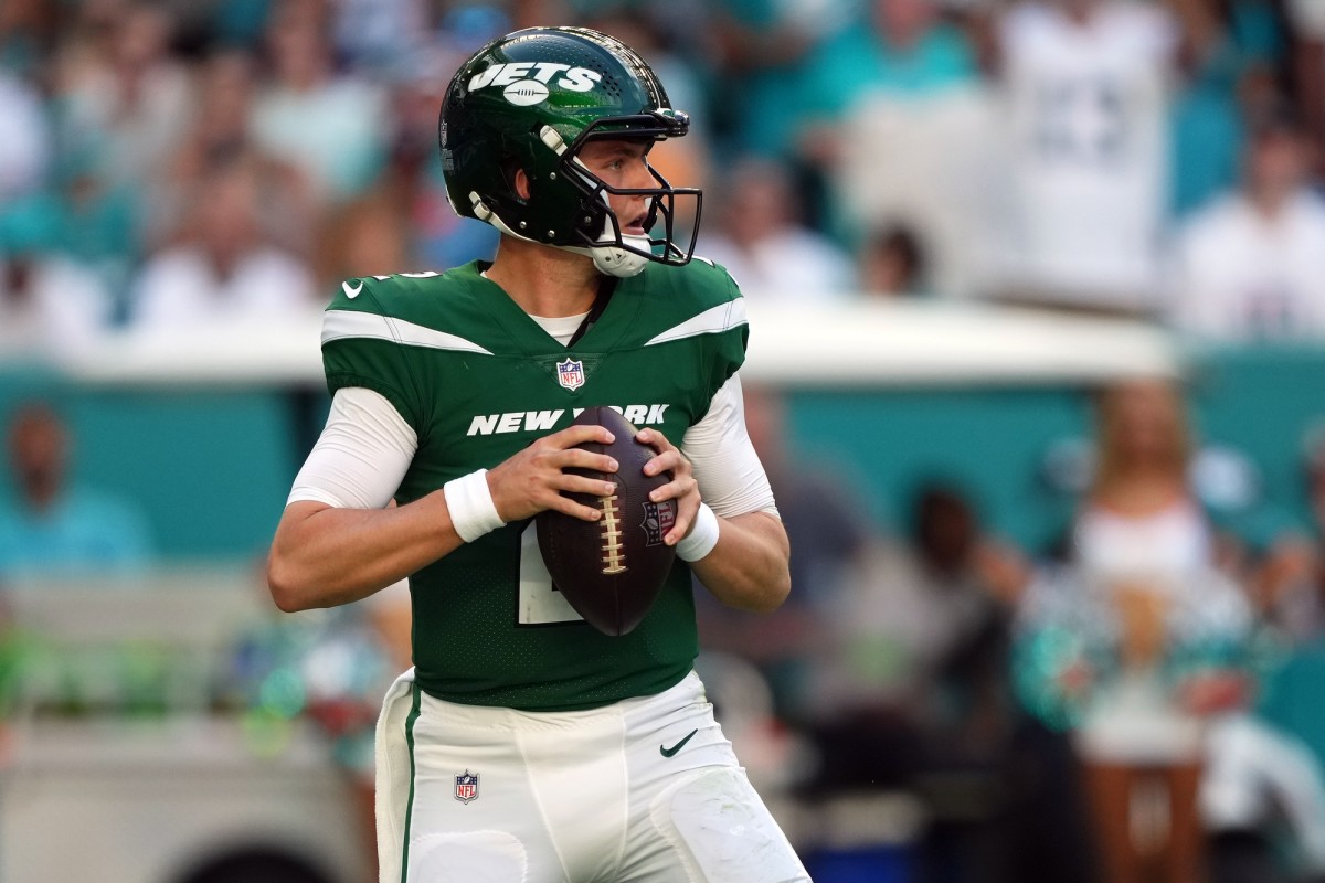 The Las Vegas Raiders have options for quarterbacks to add to their roster this offseason.